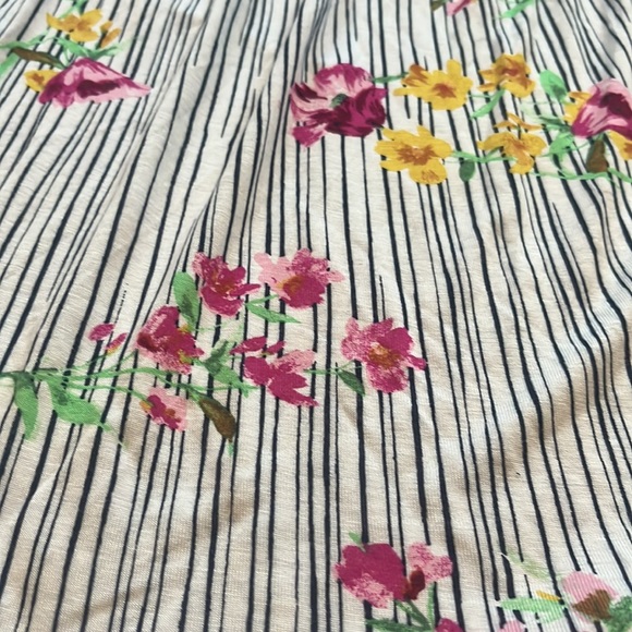 Elle Stretch Tanktop - Picture 3 of 4